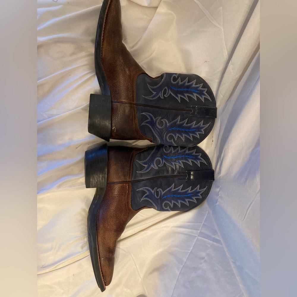 Blue and brown Ariat boots size 8D